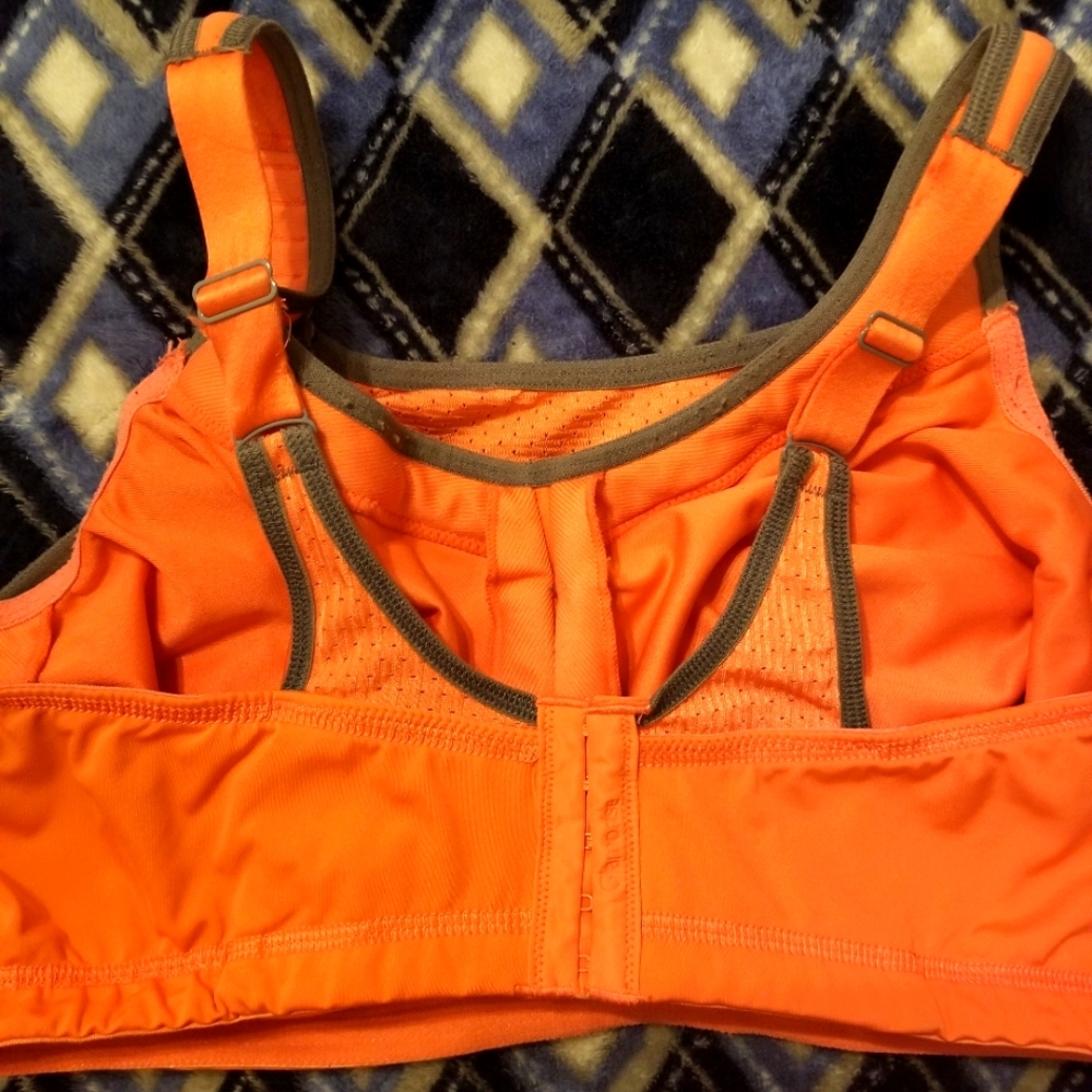 Glamorise Sport Elite Performance 40G Coral with Gray Trims - Picture 2 of 6